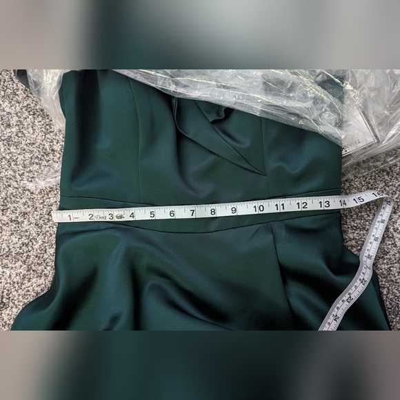 XSCAPE - EMERALD GREEN SATIN OFF SHOULDER GOWN-DRAPED NECK - Picture 7 of 7
